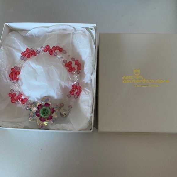 Handmade Swarovski Crystal Flower Necklace - Picture 7 of 7